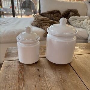 Glazed storage canisters with airtight lids